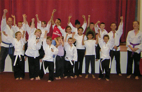 Goyararu martial Arts - tag test october 2006